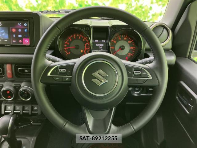 Suzuki JIMNY 2022-04 8552642-11