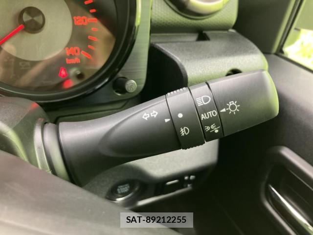 Suzuki JIMNY 2022-04 8552642-12