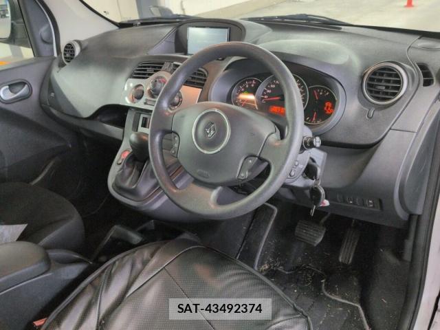 Renault KANGOO 2013-07 8551495-2