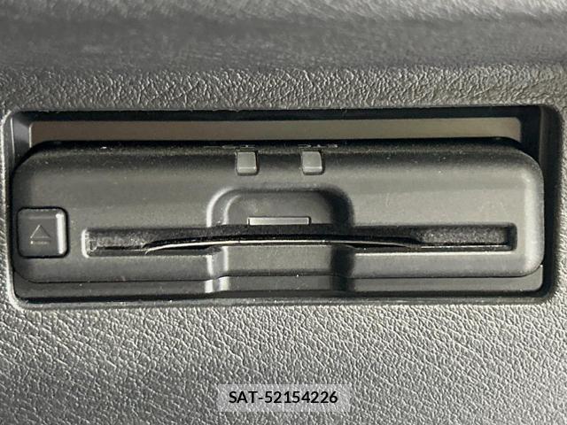 Nissan KICKS 2021-09 8546467-6