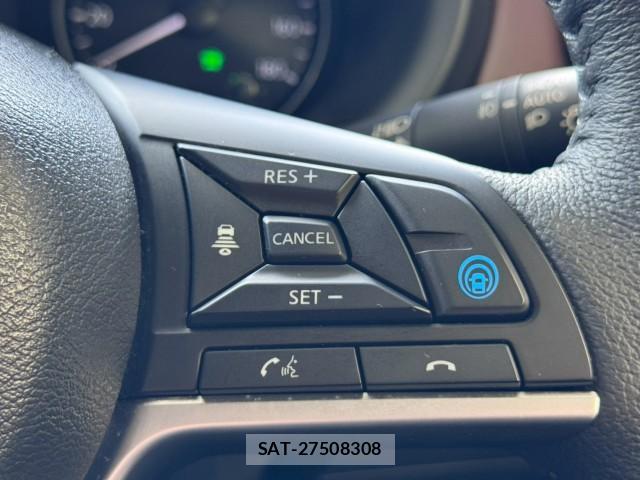 Nissan KICKS 2023-04 8547103-10