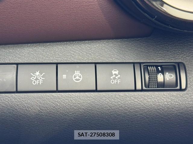 Nissan KICKS 2023-04 8547103-15