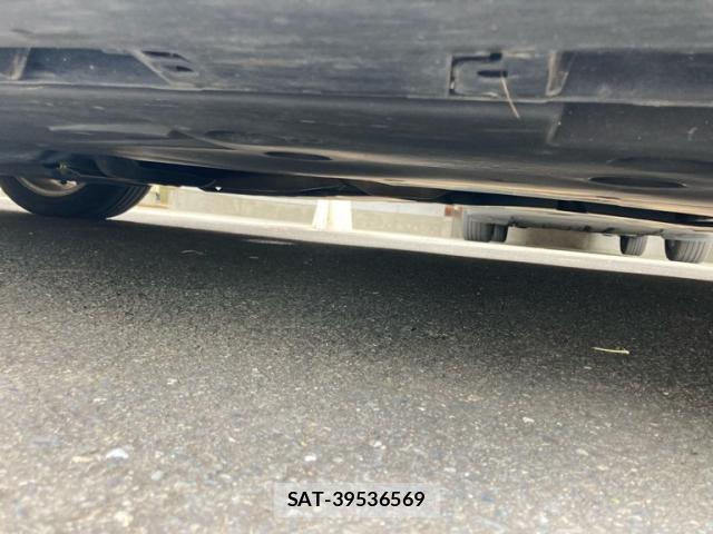Toyota KLUGER HYBRID 2018-10 8547420-8