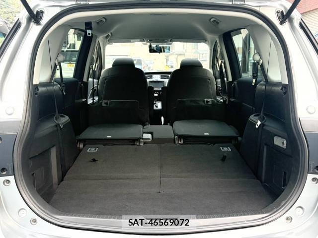 Nissan LAFESTA 2013-07 8547963-9
