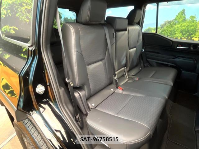 Toyota Land Cruiser 250 2025-04 8548428-7