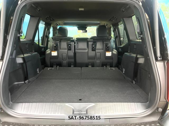 Toyota Land Cruiser 250 2025-04 8548428-9