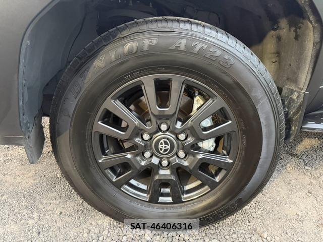 Toyota Land Cruiser 250 2024-12 8549893-8