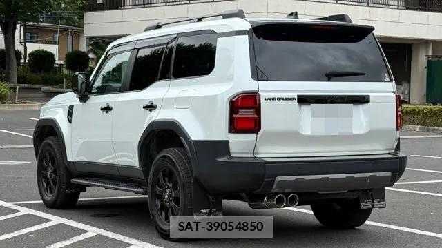 Toyota Land Cruiser 250 2024-06 8550327-10