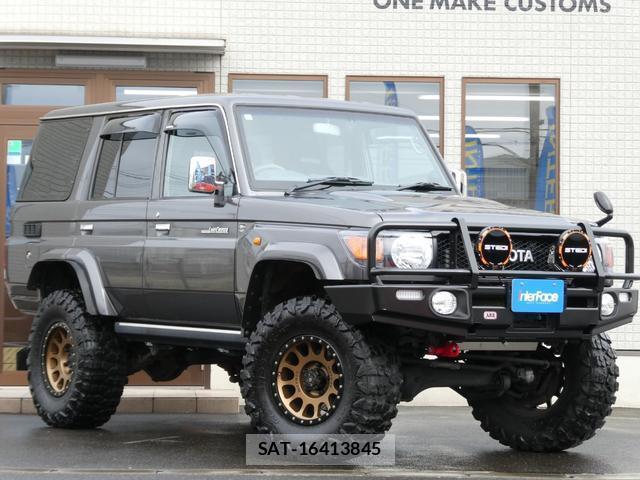 Toyota Land Cruiser 70 2014-12 8546899-7