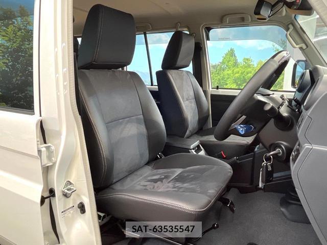 Toyota Land Cruiser 70 2025-06 8548430-7