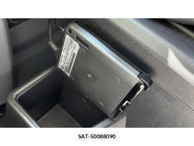 Toyota Land Cruiser 70 2024 8548815-18