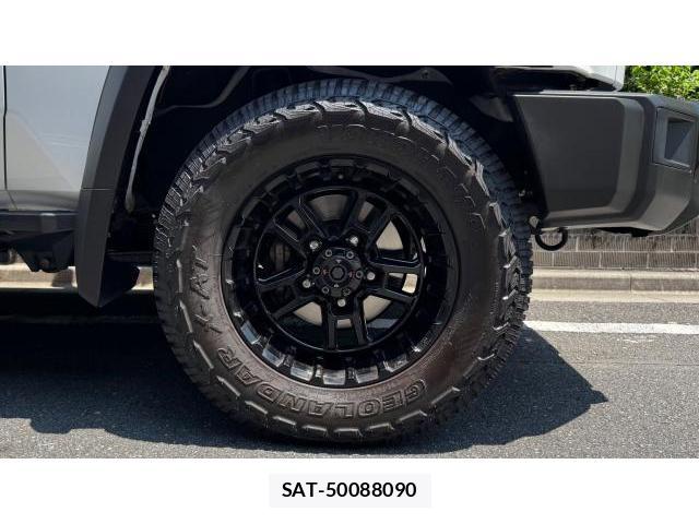 Toyota Land Cruiser 70 2024 8548815-7