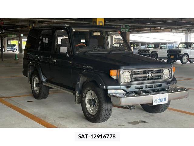 Toyota Land Cruiser 70 1995 8548877-12