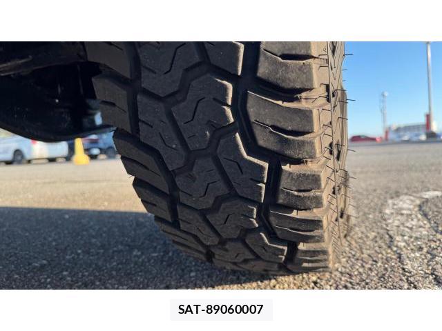 Toyota Land Cruiser 70 2002 8548908-8