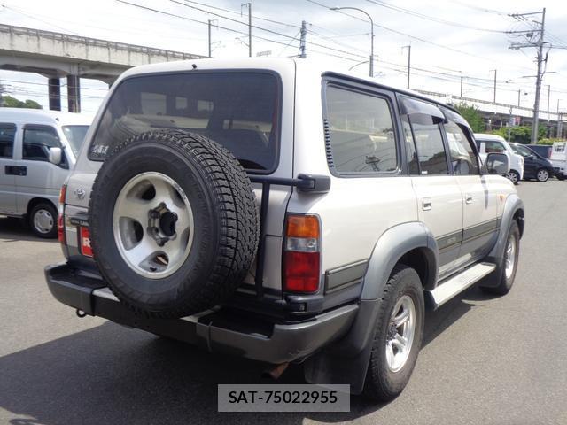 Toyota Land Cruiser 80 1996-04 8546495-6
