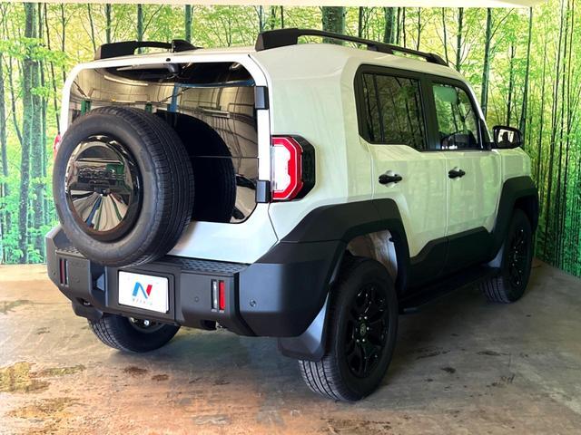 Toyota Land Cruiser FJ 2026-06 8547235-11