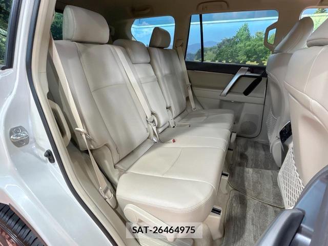 Toyota LAND CRUISER PRADO 2023-09 8545698-9