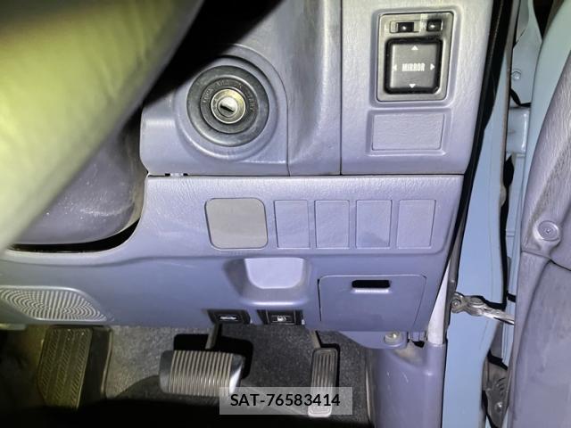 Toyota LAND CRUISER PRADO 2001-04 8545978-9