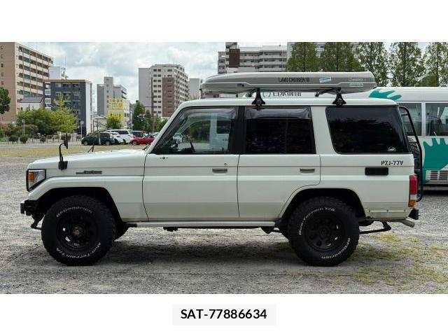 Toyota LAND CRUISER PRADO 1992 8548813-19