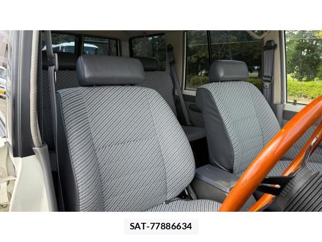Toyota LAND CRUISER PRADO 1992 8548813-5