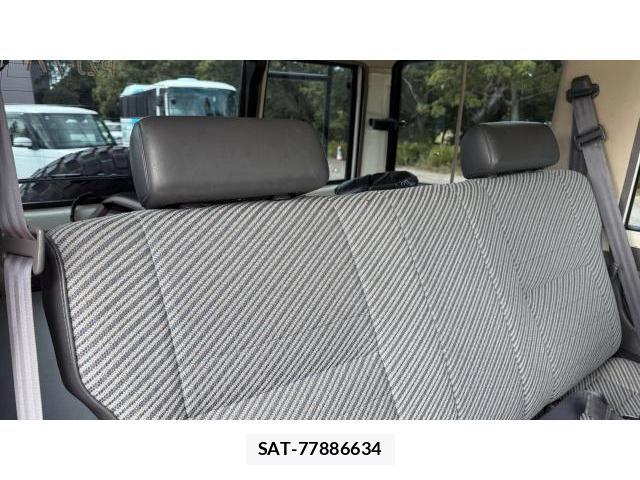 Toyota LAND CRUISER PRADO 1992 8548813-6