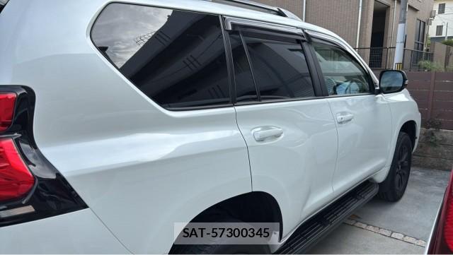 Toyota LAND CRUISER PRADO 2023-02 8550273-10