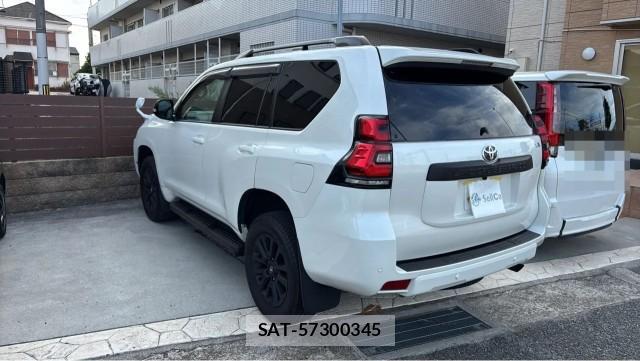 Toyota LAND CRUISER PRADO 2023-02 8550273-12