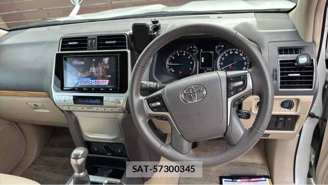 Toyota LAND CRUISER PRADO 2023-02 8550273-16