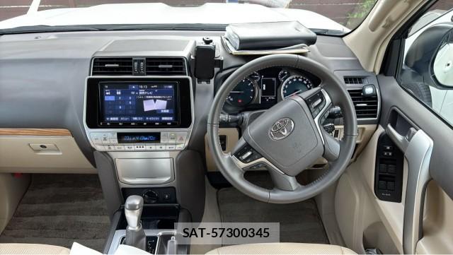 Toyota LAND CRUISER PRADO 2023-02 8550273-2