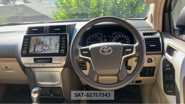 Toyota LAND CRUISER PRADO 2024-01 8550381-16