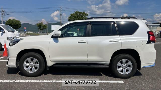 Toyota LAND CRUISER PRADO 2022-03 8550432-10