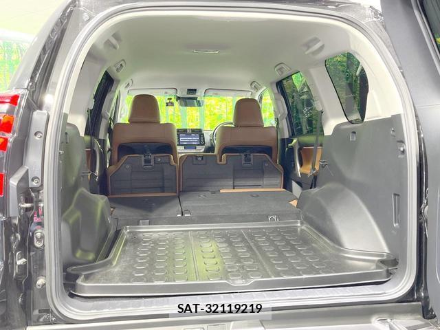 Toyota LAND CRUISER PRADO 2022-05 8550587-9