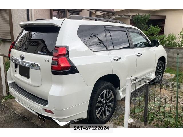 Toyota LAND CRUISER PRADO 2023-09 8550725-1
