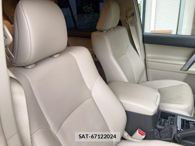 Toyota LAND CRUISER PRADO 2023-09 8550725-3