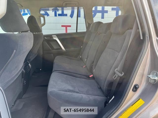 Toyota LAND CRUISER PRADO 2022-05 8551216-10