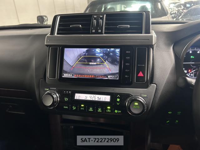 Toyota LAND CRUISER PRADO 2015-02 8551581-11