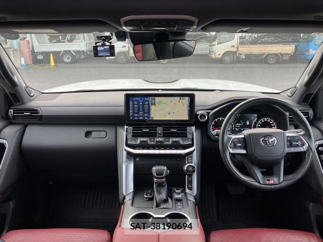 Toyota LAND CRUISER 2024-02 8547652-2