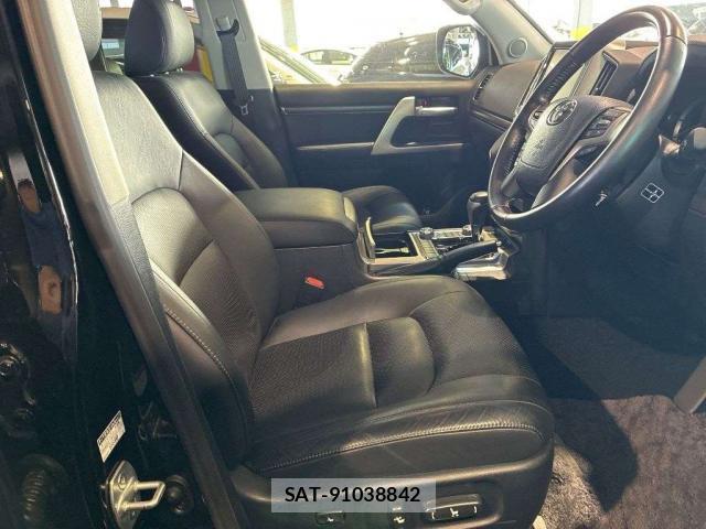 Toyota LAND CRUISER 2015-11 8547922-3