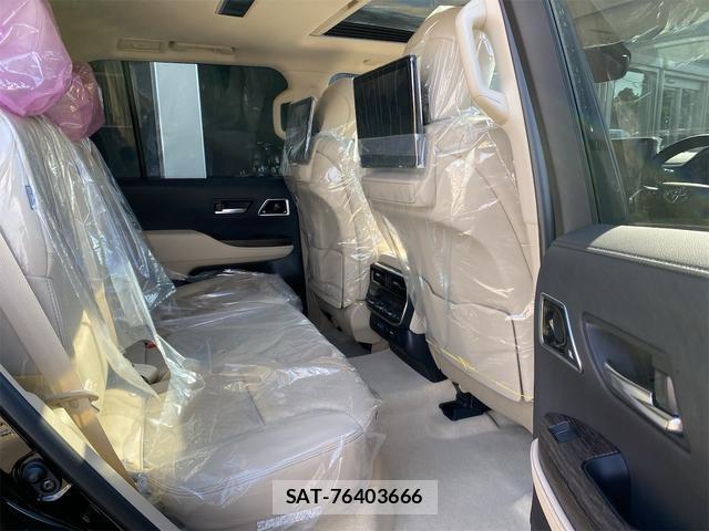 Toyota LAND CRUISER 2026-07 8548660-13
