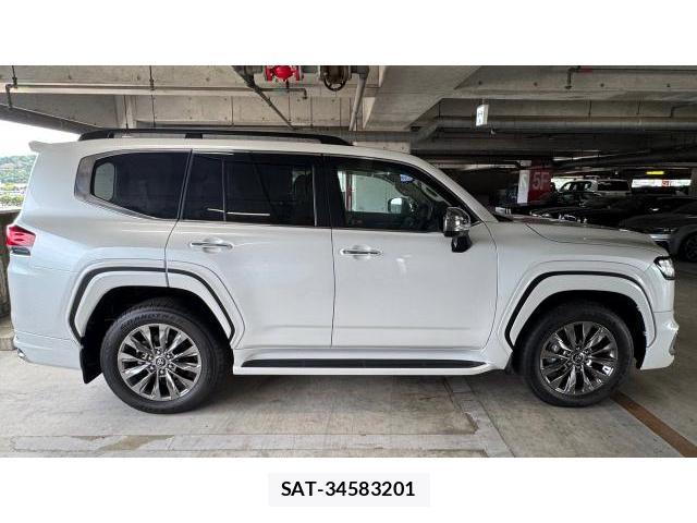 Toyota LAND CRUISER 2025 8548941-2