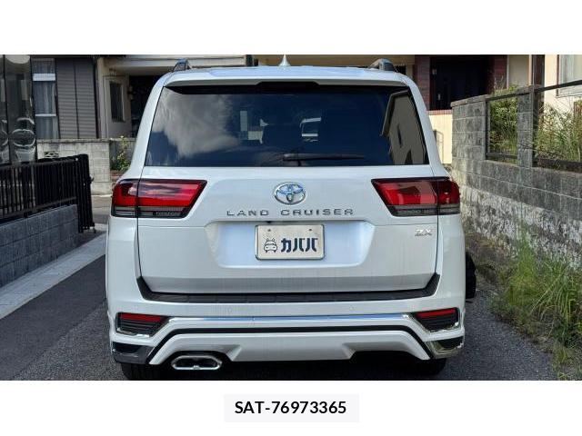 Toyota LAND CRUISER 2024 8548943-4