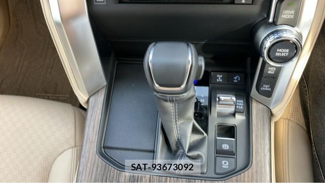 Toyota LAND CRUISER 2023-11 8550233-14