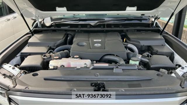 Toyota LAND CRUISER 2023-11 8550233-7