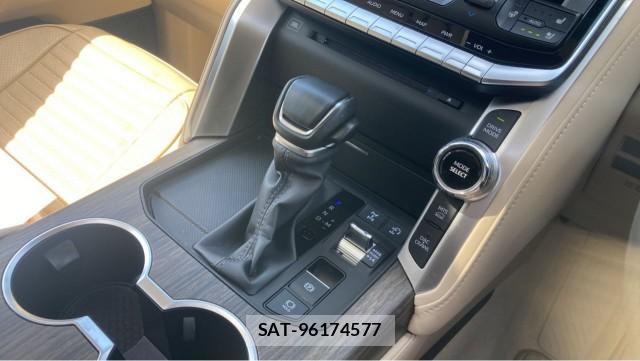 Toyota LAND CRUISER 2023-09 8550302-14