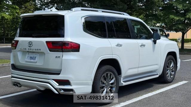 Toyota LAND CRUISER 2024-04 8550325-12