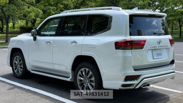 Toyota LAND CRUISER 2024-04 8550325-13