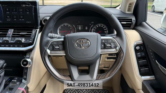Toyota LAND CRUISER 2024-04 8550325-16