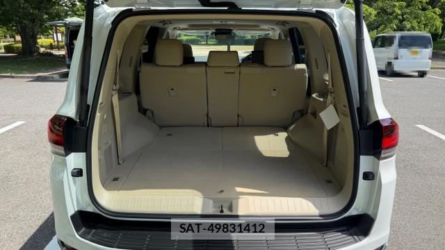 Toyota LAND CRUISER 2024-04 8550325-17