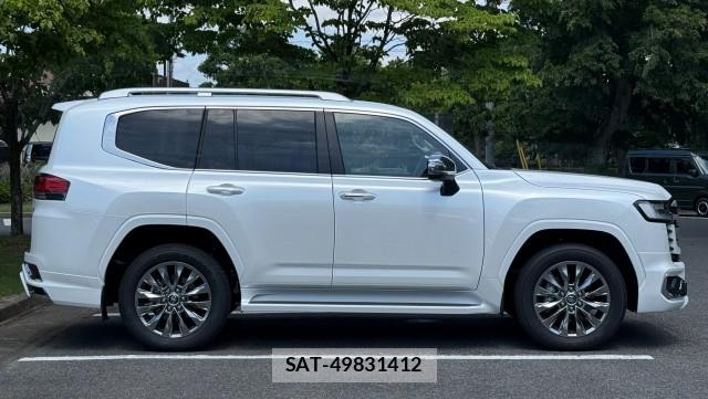 Toyota LAND CRUISER 2024-04 8550325-3