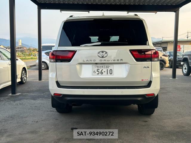 Toyota LAND CRUISER 2024-09 8551062-1